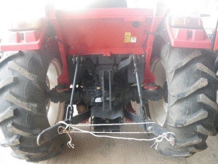 Yanmar 68 แรงพร้อมใบมีดดันดินหน้า Yanmar 68 แรงพร้อมใบมีดดันดินหน้า