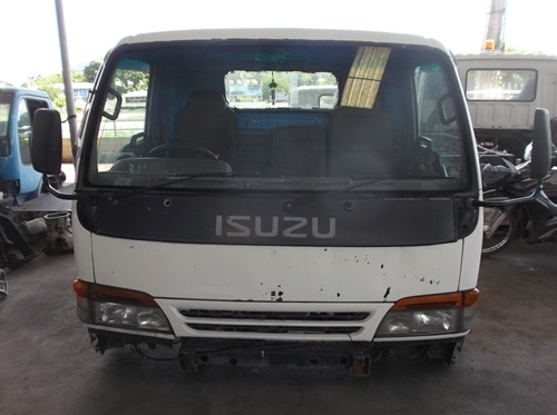 ขายหัว NPR 120 แรง  24V  อุปกรณ์ครบ  หัวนอกติดแชสซี