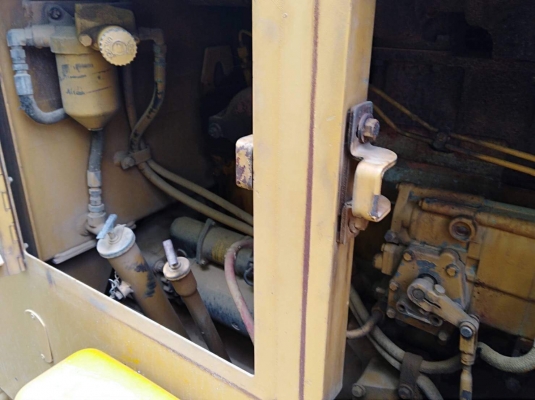 รถเกรด CAT 140G S/N 72V10196