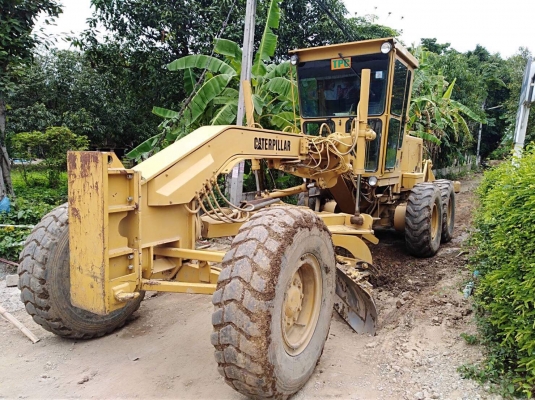 รถเกรด CAT 140G S/N 72V10196