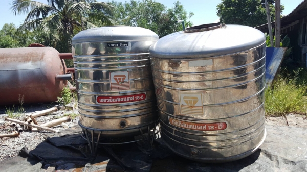 ถังน้ำสแตนเลสขนาด 1600 ลิตรตราเพชรมือสองสวยๆ