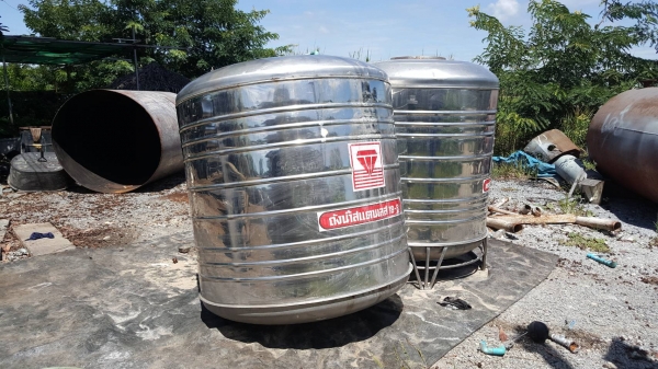 ถังน้ำสแตนเลสขนาด 1600 ลิตรตราเพชรมือสองสวยๆ ถังน้ำสแตนเลสขนาด 1600 ลิตรตราเพชรมือสองสวยๆ