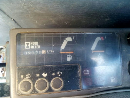 รถขุด ยี่ห้อ AIRMAN รุ่น AX30UR คอนโทรนน้ำมัน/ปั๊มนิ้ว / หัวเก๋ง/ใบมีด สินค้าเก่านอกยังไม่เคยใช้งานในไทย รถขุด ยี่ห้อ AIRMAN รุ่น AX30UR คอนโทรนน้ำมัน/ปั๊มนิ้ว / หัวเก๋ง/ใบมีด สินค้าเก่านอกยังไม่เคยใช้งานในไทย