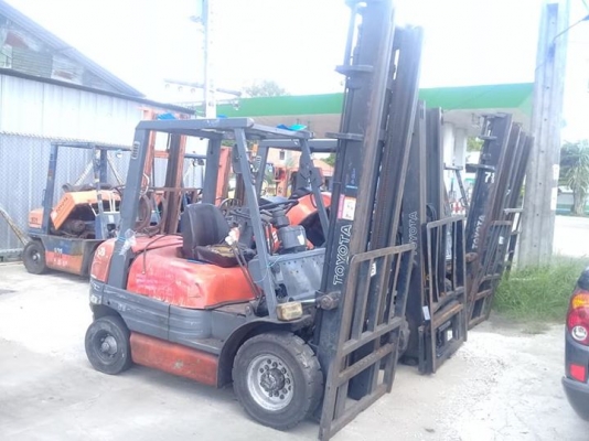 ขายรถยกมือสองตามสภาพ