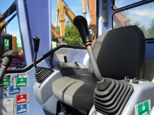 PC75UU-2 รถขุดKOMATSUของนอกแท้ยังมิได้ใช้ในไทย ราคาเริ่มต้นแค่ 695,000 บาทมี โคมัตสุ  เก่าจากประเทศญี่ปุ่นมานำเสนอ สนใจโทรเลยคับที่เบอร์ ☎ 081-989-1989 + ID LINE :rangrayong หรั่งครับ