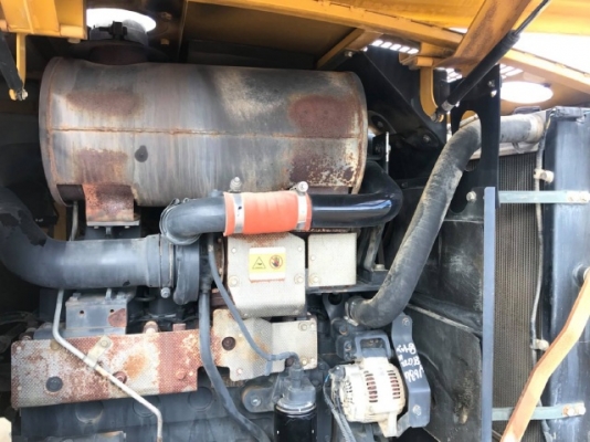 ขายรถตักล้อยาง KOMATSU WA270-5 รถนอกนำเข้าเองจากญี่ปุ่น สภาพสวยพร้อมใช้งาน มีVDOการทำงานครับ