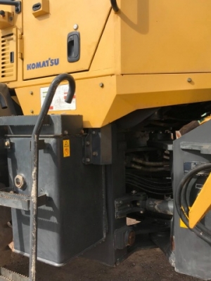 ขายรถตักล้อยาง KOMATSU WA270-5 รถนอกนำเข้าเองจากญี่ปุ่น สภาพสวยพร้อมใช้งาน มีVDOการทำงานครับ