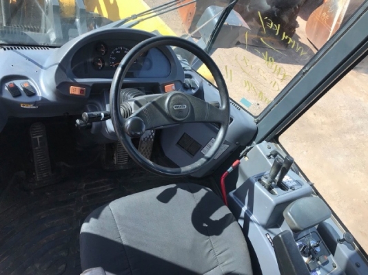 ขายรถตักล้อยาง KOMATSU WA270-5 รถนอกนำเข้าเองจากญี่ปุ่น สภาพสวยพร้อมใช้งาน มีVDOการทำงานครับ