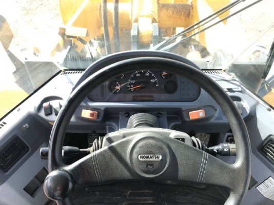 ขายรถตักล้อยาง KOMATSU WA270-5 รถนอกนำเข้าเองจากญี่ปุ่น สภาพสวยพร้อมใช้งาน มีVDOการทำงานครับ