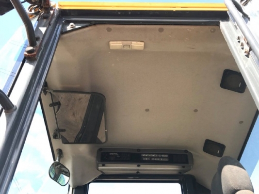 ขายรถตักล้อยาง KOMATSU WA270-5 รถนอกนำเข้าเองจากญี่ปุ่น สภาพสวยพร้อมใช้งาน มีVDOการทำงานครับ