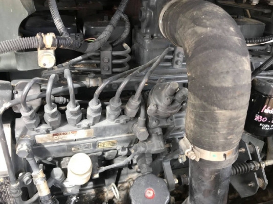 ขายรถตักล้อยาง KOMATSU WA270-5 รถนอกนำเข้าเองจากญี่ปุ่น สภาพสวยพร้อมใช้งาน มีVDOการทำงานครับ