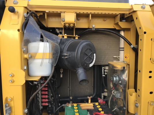 ขาย KOMATSU PC130-8 สวยๆ พร้อมใช้งาน 4000 ชั่วโมง(PM7000ชม) ชมรถที่หน้างานได้ทุกวัน สนใจติดต่อโดยตรง 081-4283210