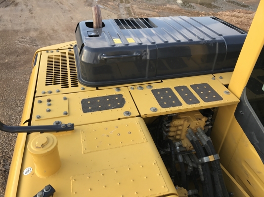 ขาย KOMATSU PC130-8 สวยๆ พร้อมใช้งาน 4000 ชั่วโมง(PM7000ชม) ชมรถที่หน้างานได้ทุกวัน สนใจติดต่อโดยตรง 081-4283210