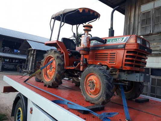 นั่งขับเก่านอก L1-18 สองเพลา มีผาลหลัง สนใจแวะมาชมครับ นั่งขับเก่านอก L1-18 สองเพลา มีผาลหลัง สนใจแวะมาชมครับ