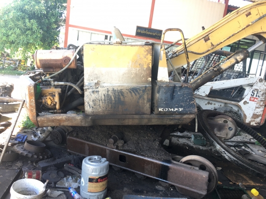 แยกอะใหล่ KOMATSU PC60-5