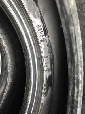 ยาง Dunlop 255 70 15 ปลายปี14 ยาง Dunlop 255 70 15 ปลายปี14