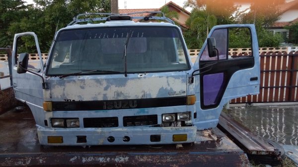 หัว NPR  ตามสภาพ ขายถูกๆ 095-6314517