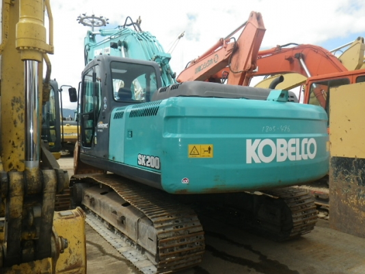 ขายรถขุด KOBELCO SK200-8 YN11 สนใจติดต่อ อำพล 090-9694506/ 080-3031241