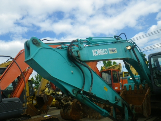 ขายรถขุด KOBELCO SK200-8 YN11 สนใจติดต่อ อำพล 090-9694506/ 080-3031241