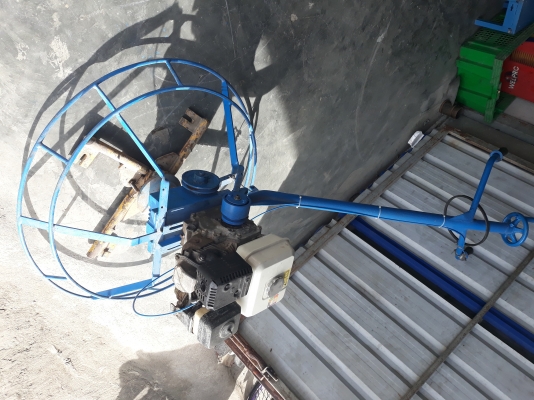 เครื่อขัดมันปูนพร้อมเครื่องยนต์ฮอนด้า5.5 แรง(มือสอง) เครื่อขัดมันปูนพร้อมเครื่องยนต์ฮอนด้า5.5 แรง(มือสอง)