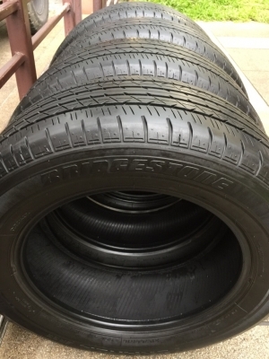 ยาง Bridgestone 215 60 16 ปี17 ดอกเต็ม ใช้ยาว ราคาไม่แพง