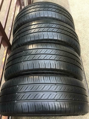 ยาง Dunlop 205 55 16 ปี17 ดอกเต็ม ไม่มีปะ เนื้อนิ่มๆ ใช้ยาว ราคาไม่แพง