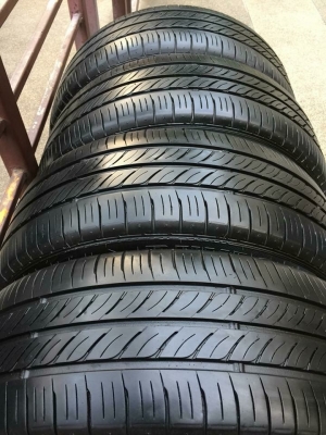 ยาง Dunlop 205 55 16 ปี17 ดอกเต็ม ไม่มีปะ เนื้อนิ่มๆ ใช้ยาว ราคาไม่แพง