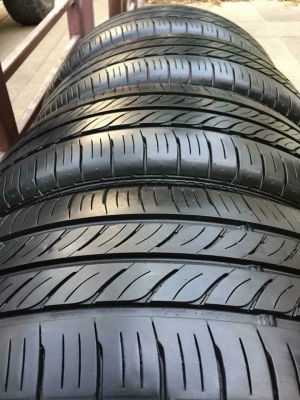 ยาง Dunlop 205 55 16 ปี17 ดอกเต็ม ไม่มีปะ เนื้อนิ่มๆ ใช้ยาว ราคาไม่แพง