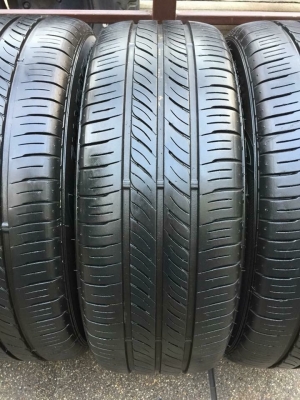ยาง Dunlop 205 55 16 ปี17 ดอกเต็ม ไม่มีปะ เนื้อนิ่มๆ ใช้ยาว ราคาไม่แพง