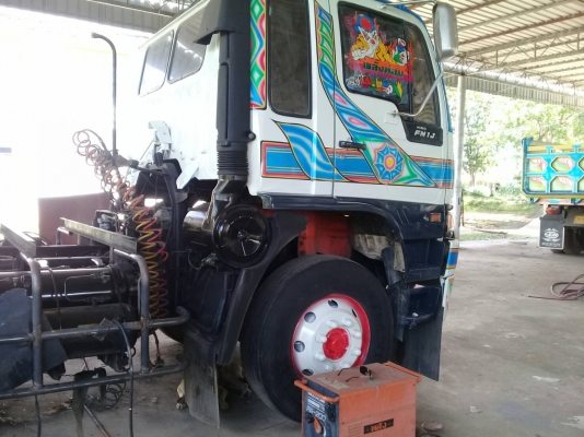 ขายด่วนรถ 10 ล้อ.หัวลากFM1J เครื่อง 260 แรง ปี 46 รถสวย เครื่องดี สภาพพร้อมใช้งาน จัดไฟแนนท์ได้ 550000