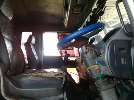 ขายด่วนรถ 10 ล้อ.หัวลากFM1J เครื่อง 260 แรง ปี 46 รถสวย เครื่องดี สภาพพร้อมใช้งาน จัดไฟแนนท์ได้ 550000