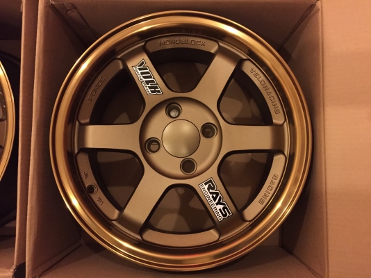 ล้อแม็ก TE37 ขอบ15 ขนาด 4 รู 100 กว้าง 7 นิ้ว ของใหม่แกะกล่องครบชุด 4 วง 5999