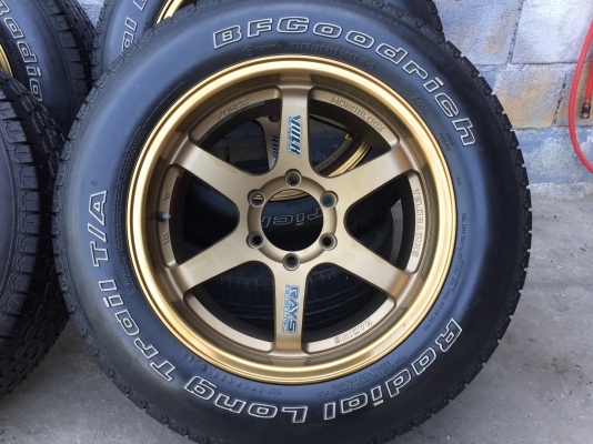 Te37 ขอบ18 แม็กใหม่ยางเปอร์เซ็นต์ BF 265 60 18 ปี 14 ขนาด 6 รู หน้า 9.5-10.5 ของใหม่แกะกล่อง ครบชุด 12500 Te37 ขอบ18 แม็กใหม่ยางเปอร์เซ็นต์ BF 265 60 18 ปี 14 ขนาด 6 รู หน้า 9.5-10.5 ของใหม่แกะกล่อง ครบชุด 12500