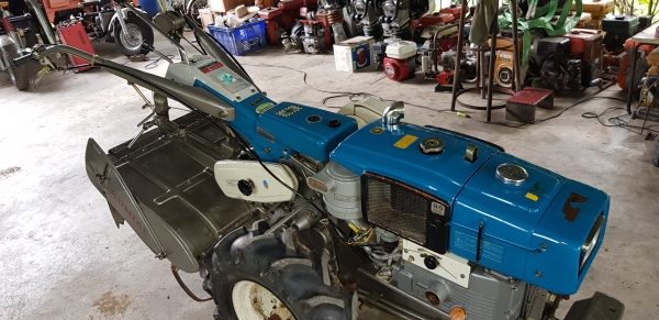 รถพรวนดินดีเซล 8.5 แรง รถพรวนดินดีเซล 8.5 แรง