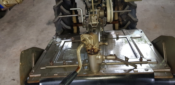 รถพรวนดินดีเซล 8.5 แรง รถพรวนดินดีเซล 8.5 แรง