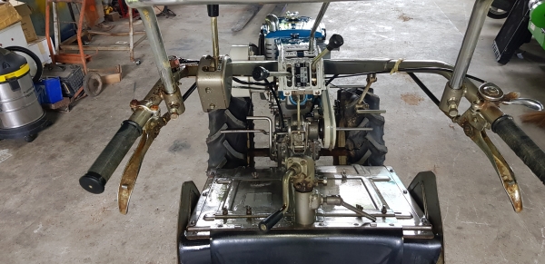 รถพรวนดินดีเซล 8.5 แรง รถพรวนดินดีเซล 8.5 แรง