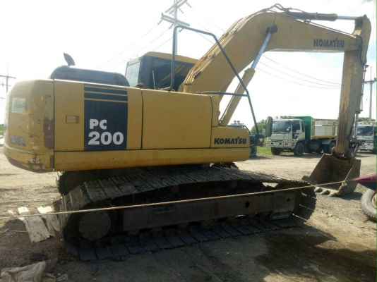 ขายรถแบคโฮ KOMATSU PC200-7 เอกสารเล่ม ราคา 1200000