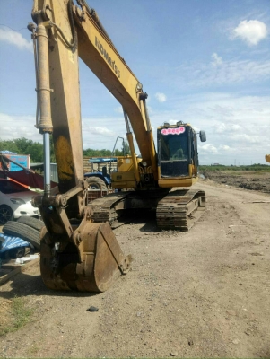 ขายรถแบคโฮ KOMATSU PC200-7 เอกสารเล่ม ราคา 1200000