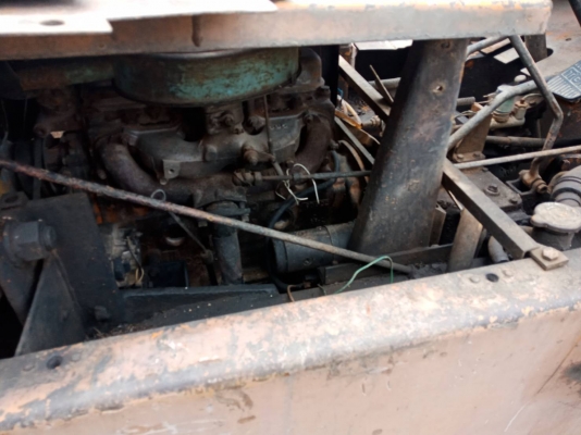 ขายรถตักล้อยาง C240 ขนาด 1 คิว ราคา 85000