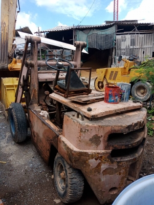 ขายรถตักล้อยาง C240 ขนาด 1 คิว ราคา 85000