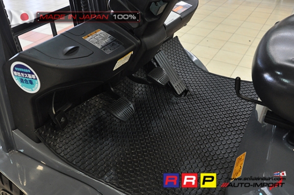 ขายรถโฟล์คลิฟท์มือสอง TOYOTA รุ่น 8FD25-18427 นำเข้าจากประเทศญี่ปุ่น 100\% ไม่เคยใช้งานในไทย