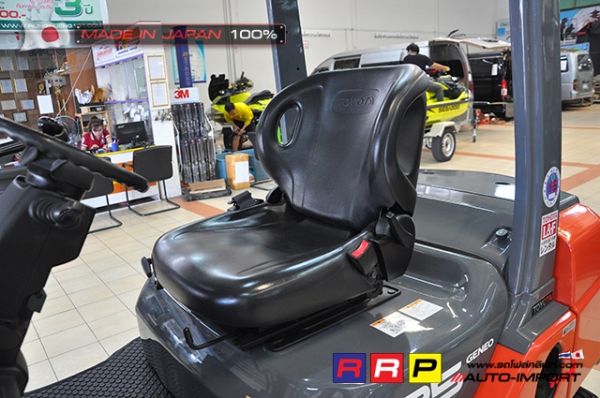 ขายรถโฟล์คลิฟท์มือสอง TOYOTA รุ่น 8FD25-18427 นำเข้าจากประเทศญี่ปุ่น 100\% ไม่เคยใช้งานในไทย