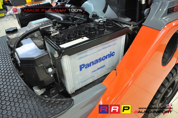 ขายรถโฟล์คลิฟท์มือสอง TOYOTA รุ่น 8FD25-18427 นำเข้าจากประเทศญี่ปุ่น 100\% ไม่เคยใช้งานในไทย