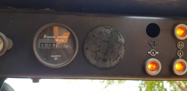 รถตักเอนกประสงค์ ยี่ห้อ Toyota Bob Cat sdk 5 เครื่องยนต์ 3สูบ ยันม่า25 แรงม้า เก่าญี่ปุ่นทำงาน 1000 ชั่วโมงสภาพดี ทำงานคล่องตัว เก่าญี่ปุ่นแท้ไม่เคยใช้งานในไทย ราคา215,000บาท #KPGแทรคเตอร์ 081-8416818 083-4355829 หรือ ติดต่อสอบถามได้ที่  กดไปที่ลิ้งค