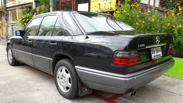 ขาย W124 E220 ปี 1994  158,000