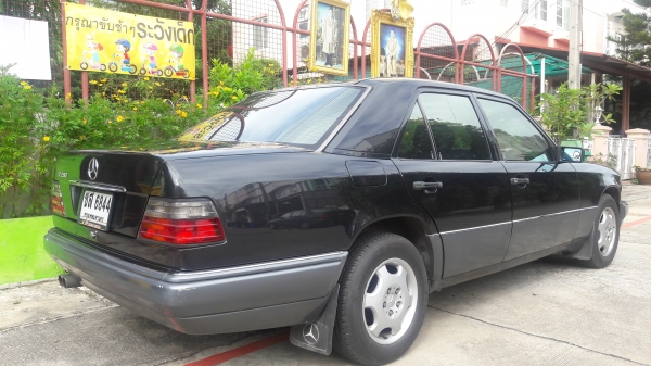 ขาย W124 E220 ปี 1994  158,000