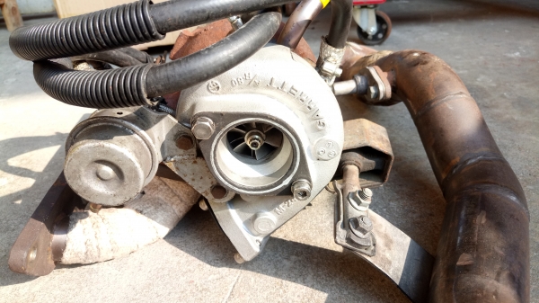 ขายturbo ใส่ 4age 20 พร้อมเขา ขายturbo ใส่ 4age 20 พร้อมเขา