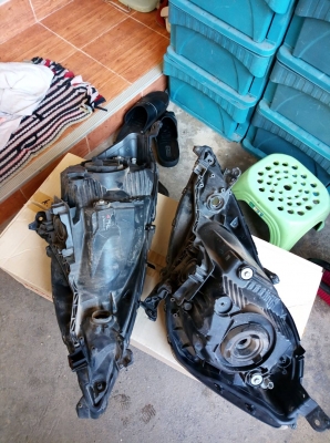 ขายไฟหน้า ฮอนด้าแจ๊ส ปี2009 ขายไฟหน้า ฮอนด้าแจ๊ส ปี2009