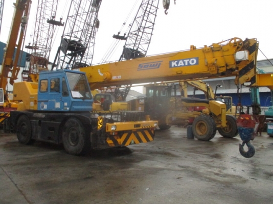 Kato KR25H-V2 เก่านอก 25ตัน ขาตรง มีPower jib สนใจโทร 061-4194021 ภู