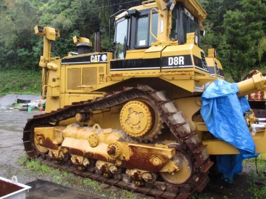 CAT D8R ใช้งาน 4300 ชั่วโมงจากญี่ปุ่น